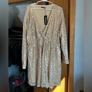 Boohoo Plus Size Felicity Sequin Long Sleeve Dress Size US 20
